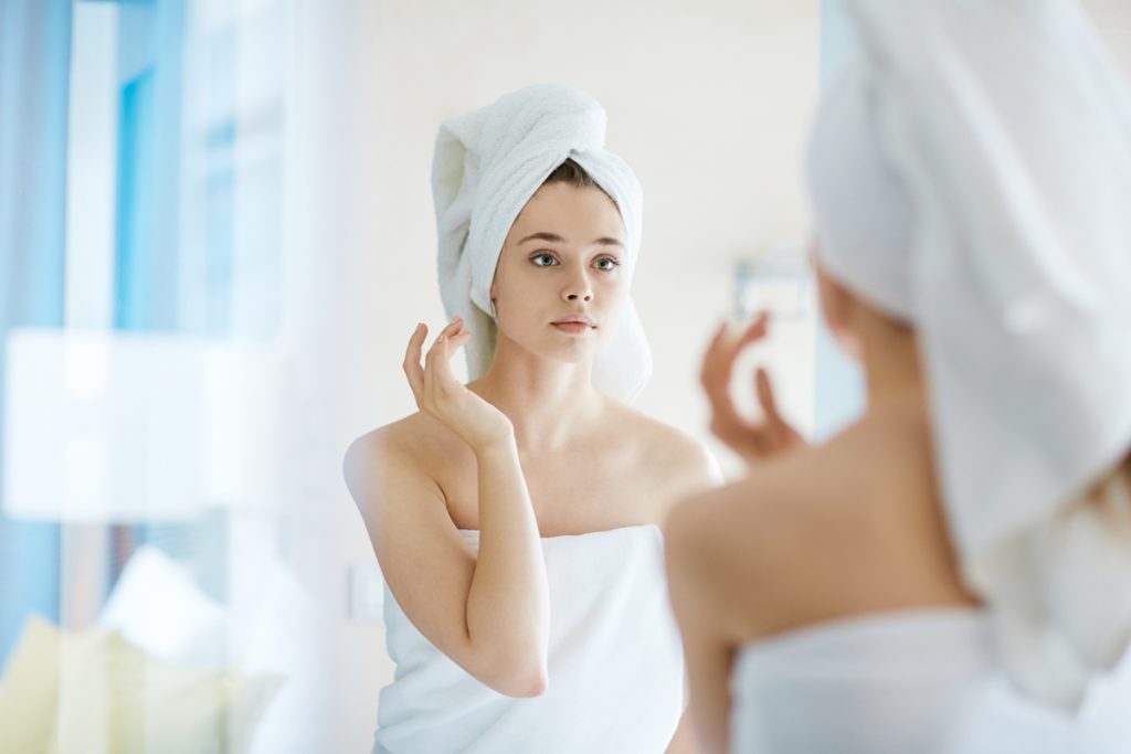 mejores cremas antiarrugas recomendadas por dermatólogos
